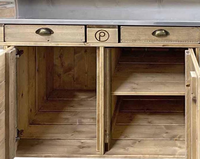 Grilltisch-aus-Paletten-Palettenmöbel-Outdoorküche